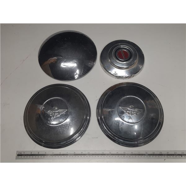(4) Hubcaps.