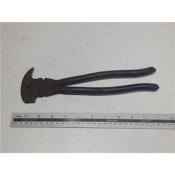 Fencing Tool.