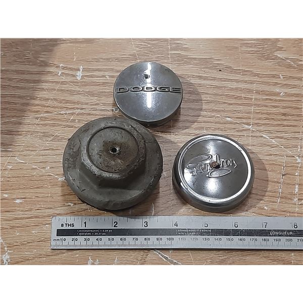 3 Small Hubcap.
