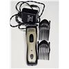 Image 2 : Wahl Razor w/ 2 Guard Attachments