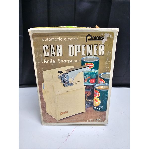 Vintage Automatic Can Opener in Original Box