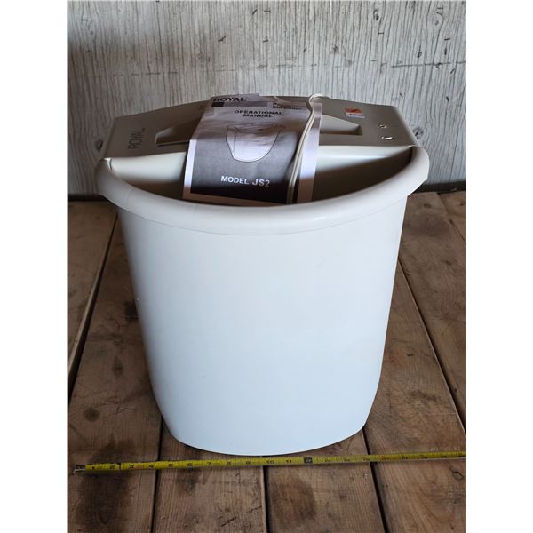 Paper shredder- works