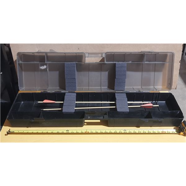 Arrow-Plus Box with Two Arrow Inside.