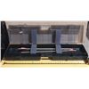 Image 1 : Arrow-Plus Box with Two Arrow Inside.