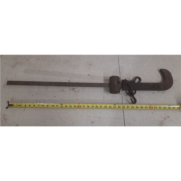Antique beam scale for weighing heavy items. (Length 38")