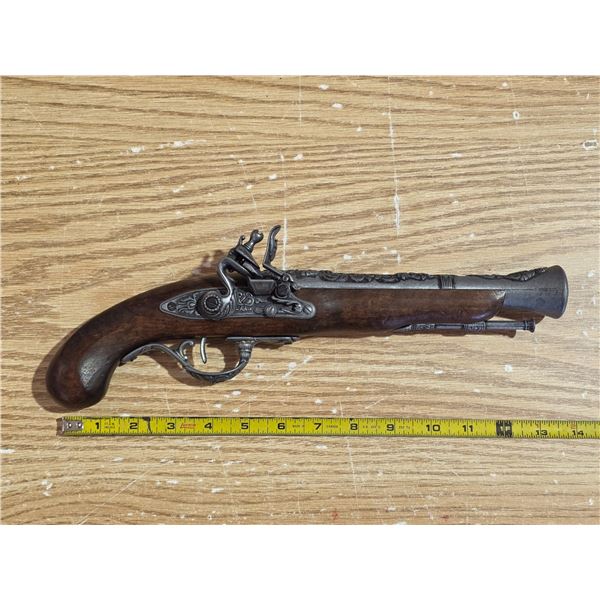 Wall décor flint lock- 14"L
