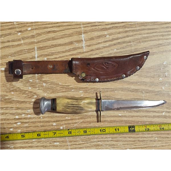 Hand crafted knife with sheath- sheath made in Germany