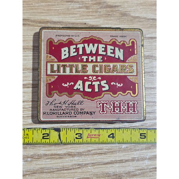 Between the acts little cigars tin