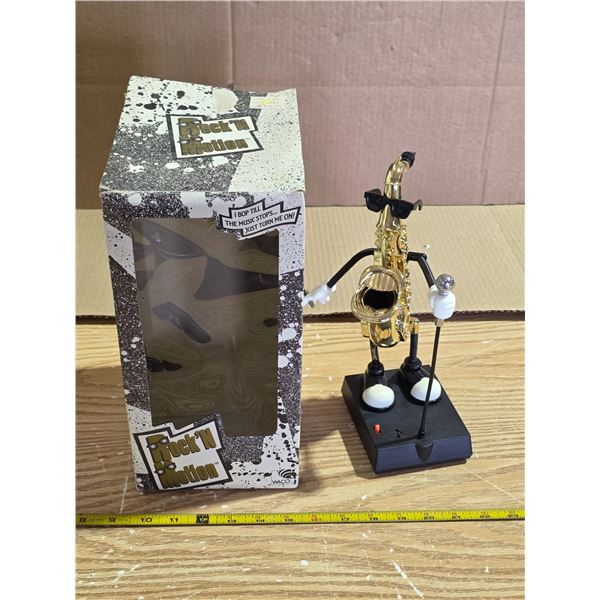 Rock'n motion singing figure with original box