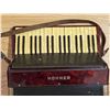 Image 2 : hohner verdi accordion works