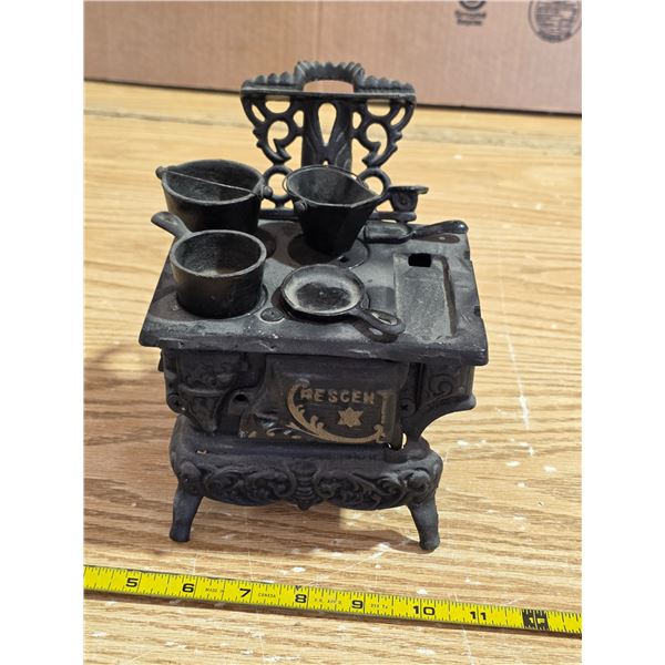 Cresent cast iron mini stove