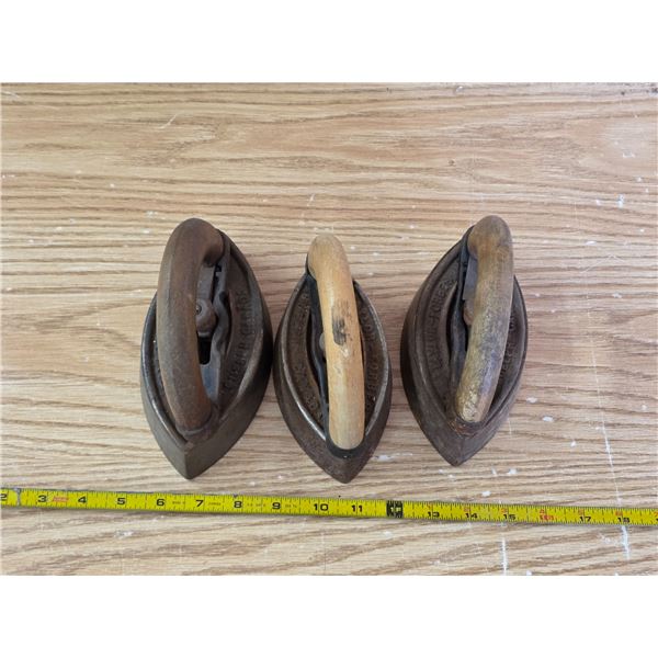 3 antique sad irons