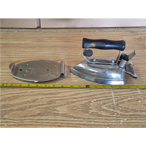 Vintage coleman iron