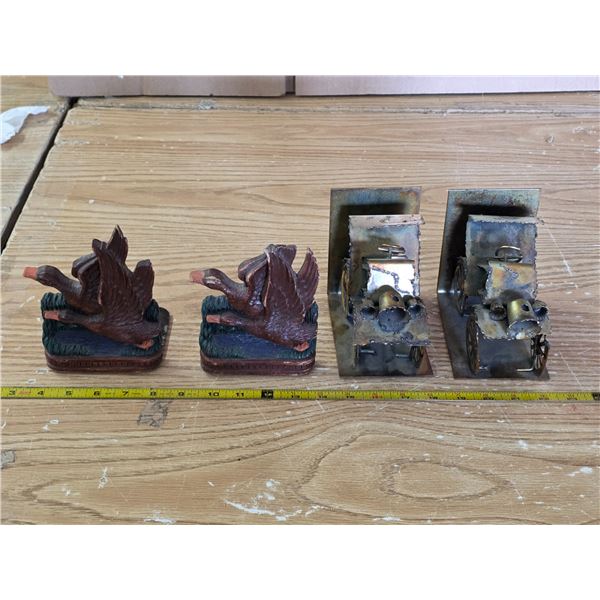 2 sets of book ends
