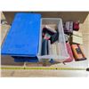 Image 1 : Rubbermaid drawer with womens wallets