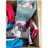 Image 3 : Lot of first aid items and knee braces
