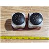 Image 2 : Tipp milk glass salt and pepper shakers