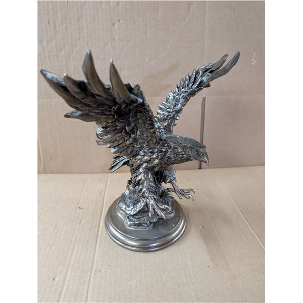 10" H  Eagle Statue
