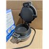 Image 5 : New in Box 2 Slice Toaster and Not tested Hamilton Beach Small Breakfast Sandwich Maker