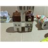 Image 8 : (5) Vintage 1991 Readers Digest House Decors and (1) 1978 Hand Painted Décor