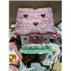 Image 4 : Box of Various Vintage Christmas Décor and Etc.