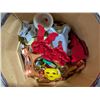 Image 4 : Vintage Old Swiss Potato Chips Box w/ old Cookie Cutters