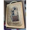 Image 5 : Lot of Vintage Wood Deco (Baskets, Candle Holders, and Etc.)