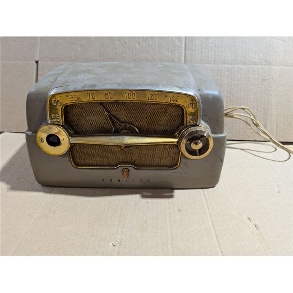 Vintage Power Operated Radio Crosley (not tested)