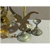 Image 4 : lot of Vintage Brass Décor (Lamp Design, Eagle, stand, and etc.)