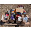 Image 1 : Pallet of Misc. Items (Picture Frames, Storage Tub of Misc. House Décor, and etc.)