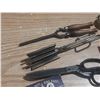 Image 2 : Vintage Hair Grooming Items.