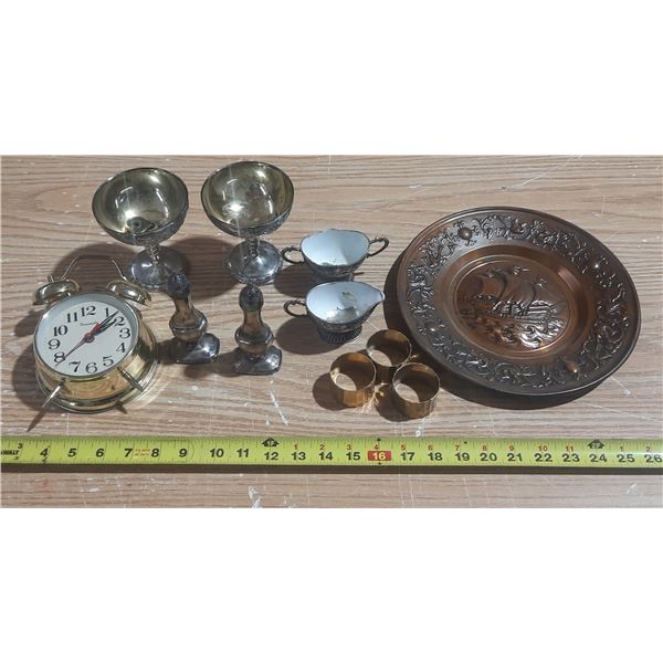 Assorted different types of metal items. (Brass/Copper/Silver Plated/etc.)