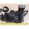 Image 2 : (2) Vintage Cameras. (Untested)