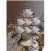 Image 10 : Kitchen Décor and Misc. Items.