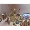 Image 5 : Kitchen Décor and Misc. Items.