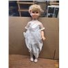 Image 2 : 2 ft bridal doll
