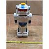 Image 1 : White toy robot
