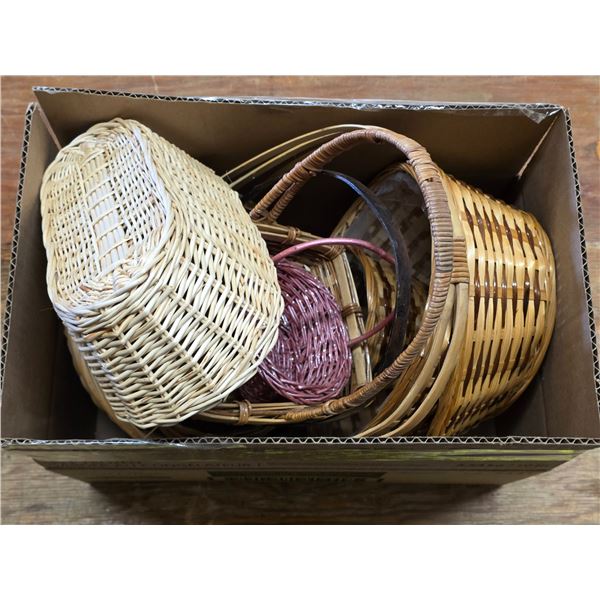 Box of various new baskets