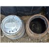 Image 2 : Prince albert breweries keg and unknown keg