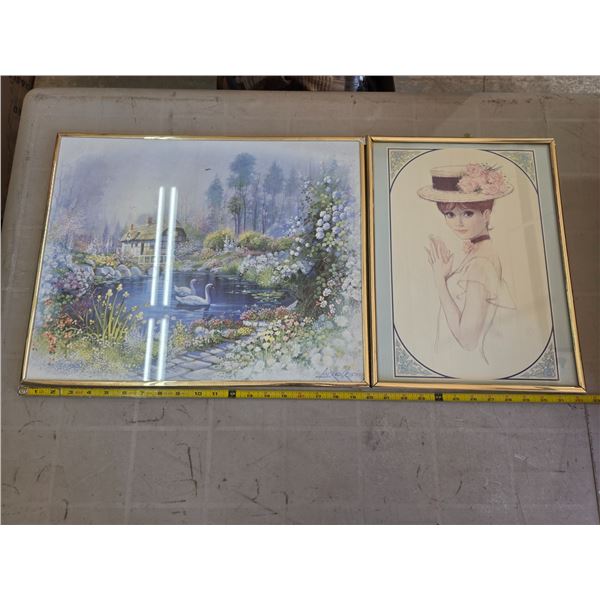 2 pictures in frames