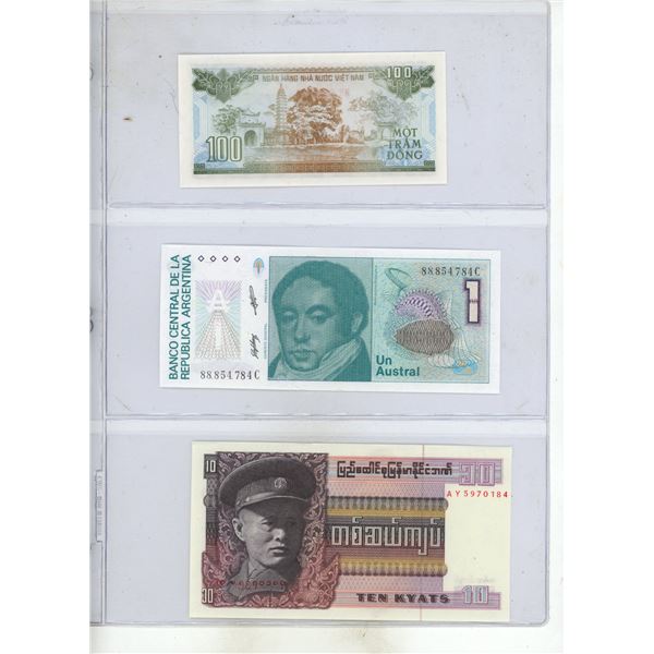 Binder of Foreign Currency Notes. (Uncircualted/All New) (Total 15 Notes)