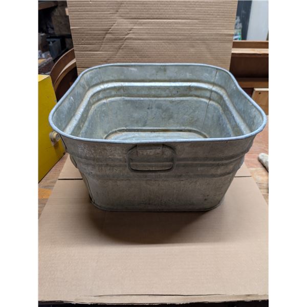 Vintage GSW Quality Hot Dipped Galvanized Ware Pail 20x20x11