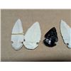 Image 2 : (7) Sharp Stone Arrow Heads