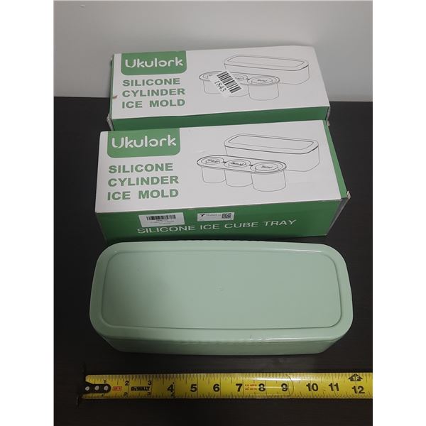 (2) Green Ukulork silicone cylinder ice mold designed for large tumblers. (New)