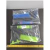Image 1 : (2) Extendable car snow brushes and ice scrapers in blue and green. (New)