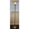 Image 1 : Lamp 5ft 11in.