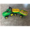 Image 2 : John Deere ‘Johnny Tractor Animal Sounds Hayride’ by Tomy. Missing Farmer and Anim