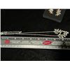 Image 2 : Avon Sparkling Floral earrings and necklace with extender