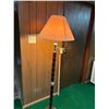 Image 2 : Floor lamp with articulating arm, works, includes bulb