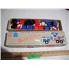 Image 1 : 1965 Tupperware Toys Build O Fun Set w/ Original Box